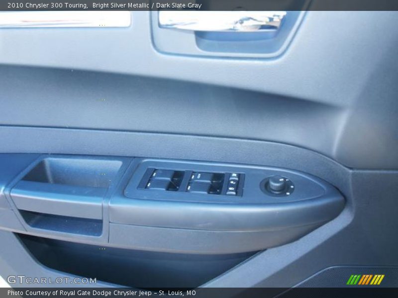 Bright Silver Metallic / Dark Slate Gray 2010 Chrysler 300 Touring