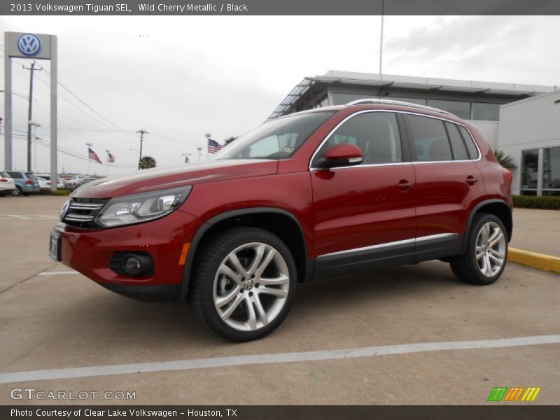 Wild Cherry Metallic / Black 2013 Volkswagen Tiguan SEL