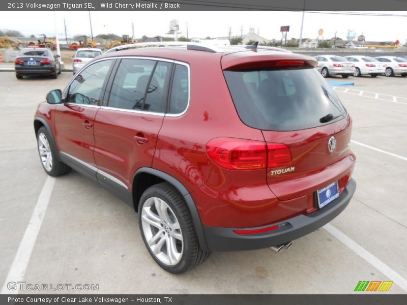 Wild Cherry Metallic / Black 2013 Volkswagen Tiguan SEL