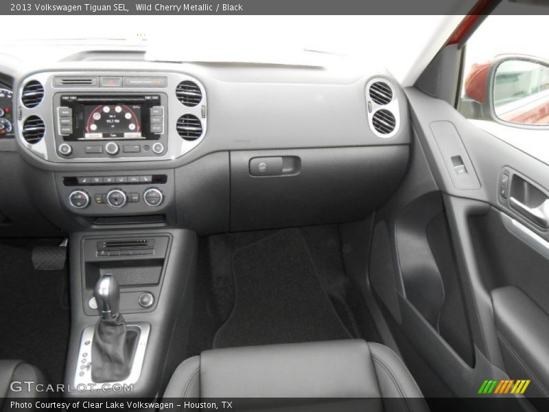 Wild Cherry Metallic / Black 2013 Volkswagen Tiguan SEL