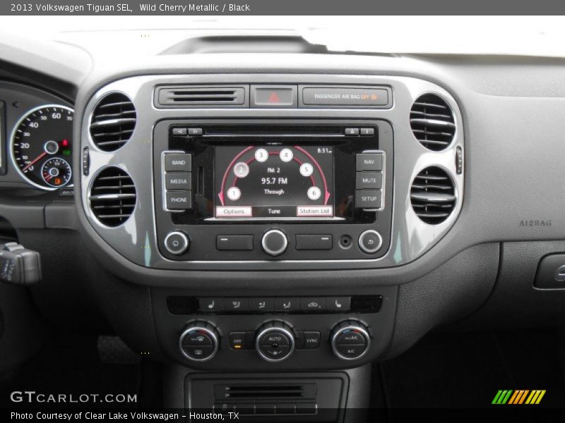 Wild Cherry Metallic / Black 2013 Volkswagen Tiguan SEL