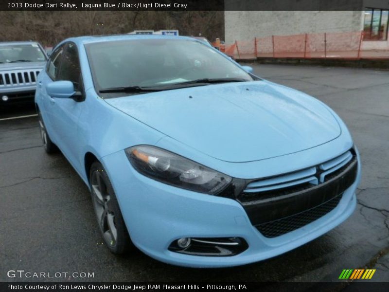 Front 3/4 View of 2013 Dart Rallye