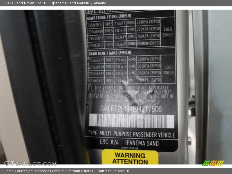 2011 LR2 HSE Ipanema Sand Metallic Color Code 824
