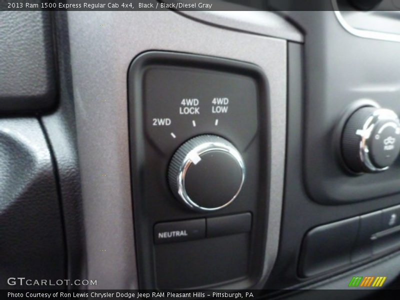 Controls of 2013 1500 Express Regular Cab 4x4