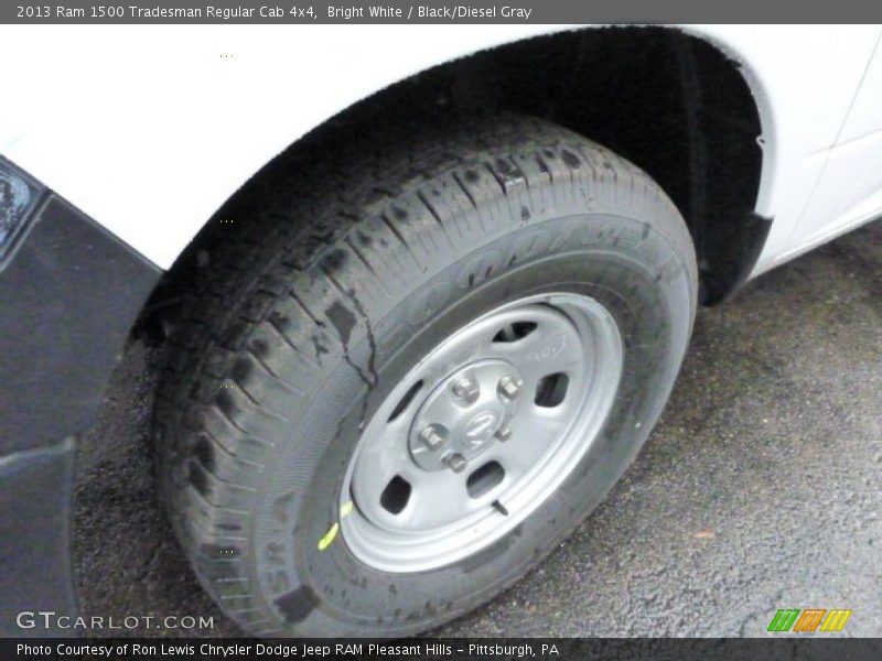Bright White / Black/Diesel Gray 2013 Ram 1500 Tradesman Regular Cab 4x4