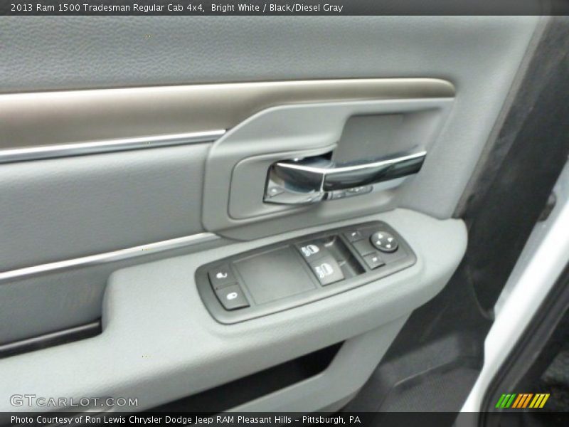 Bright White / Black/Diesel Gray 2013 Ram 1500 Tradesman Regular Cab 4x4