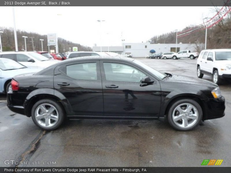 Black / Black 2013 Dodge Avenger SE