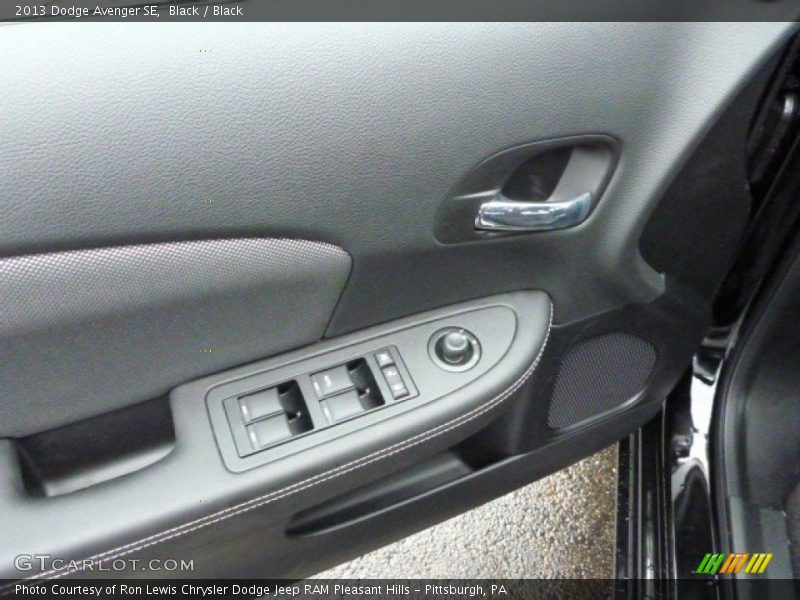 Black / Black 2013 Dodge Avenger SE