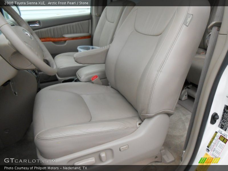 Front Seat of 2008 Sienna XLE