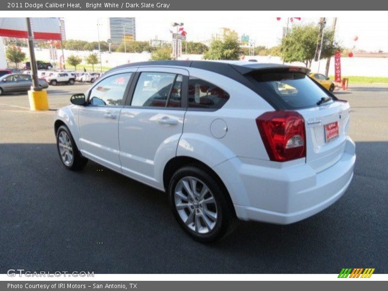 Bright White / Dark Slate Gray 2011 Dodge Caliber Heat