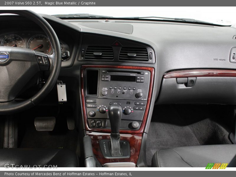Controls of 2007 S60 2.5T