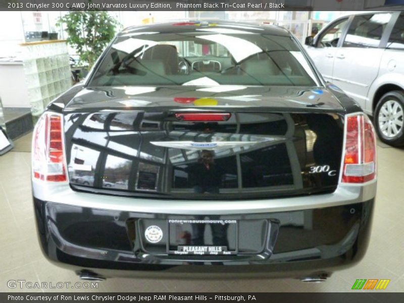 Phantom Black Tri-Coat Pearl / Black 2013 Chrysler 300 C AWD John Varvatos Luxury Edition