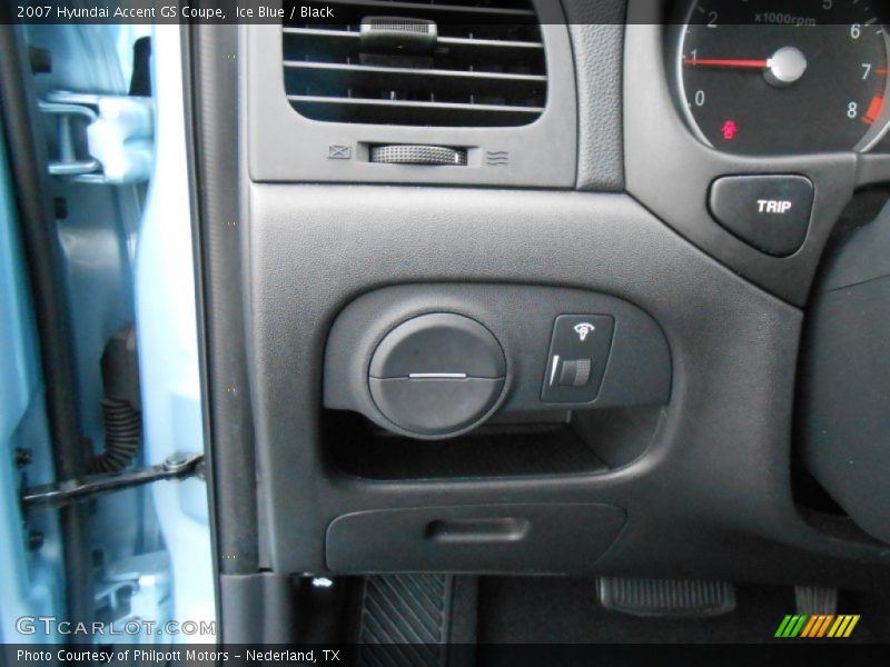 Ice Blue / Black 2007 Hyundai Accent GS Coupe