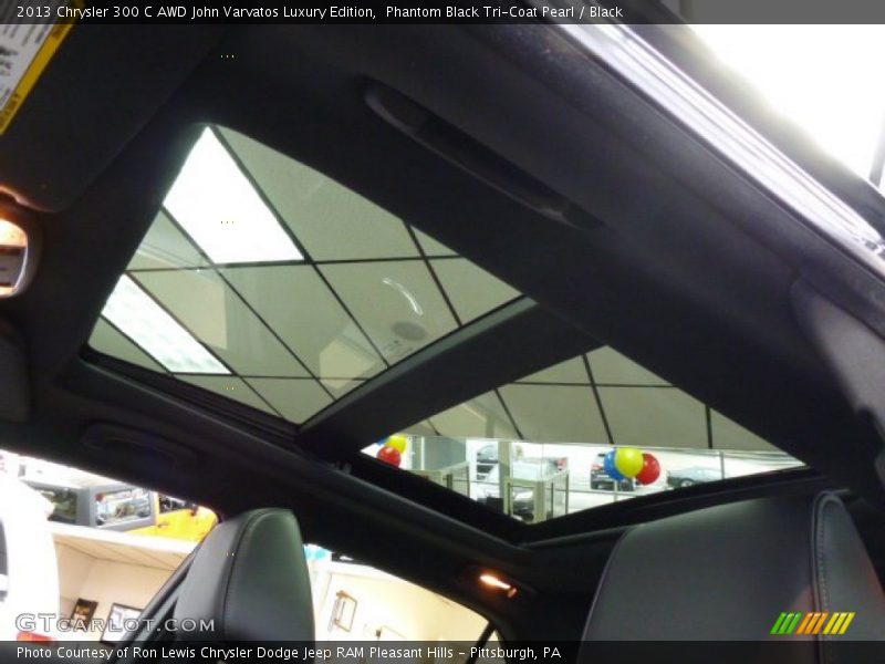 Sunroof of 2013 300 C AWD John Varvatos Luxury Edition