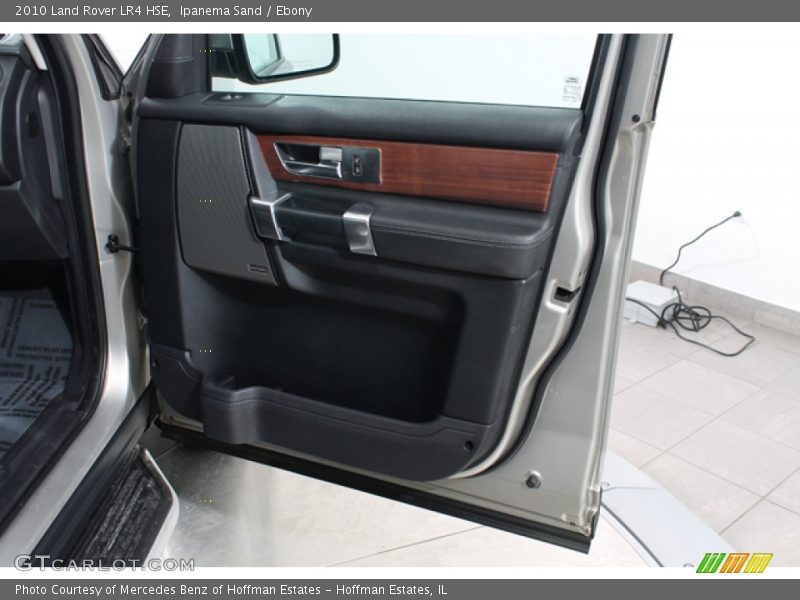 Ipanema Sand / Ebony 2010 Land Rover LR4 HSE