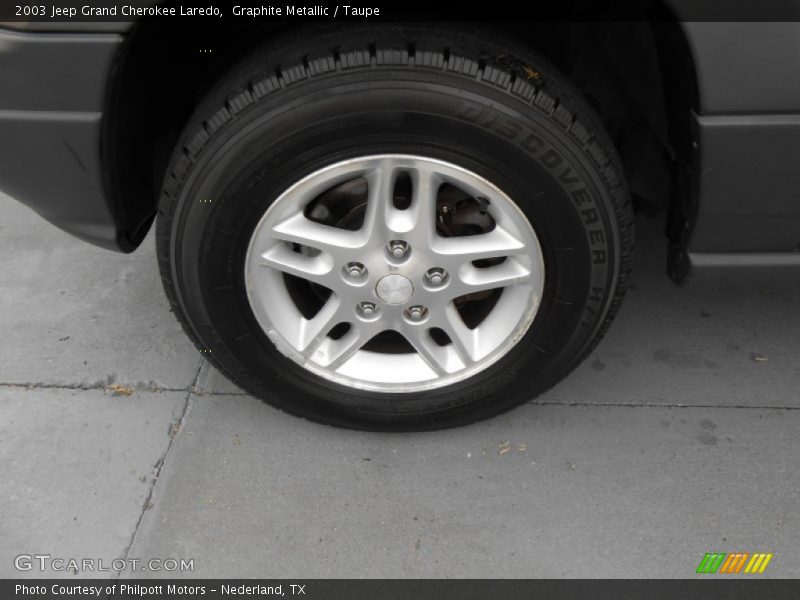  2003 Grand Cherokee Laredo Wheel