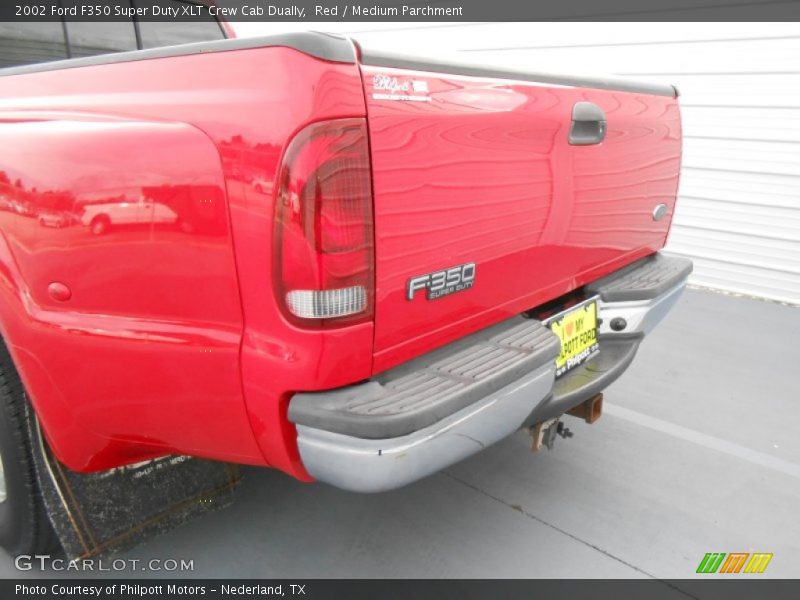Red / Medium Parchment 2002 Ford F350 Super Duty XLT Crew Cab Dually