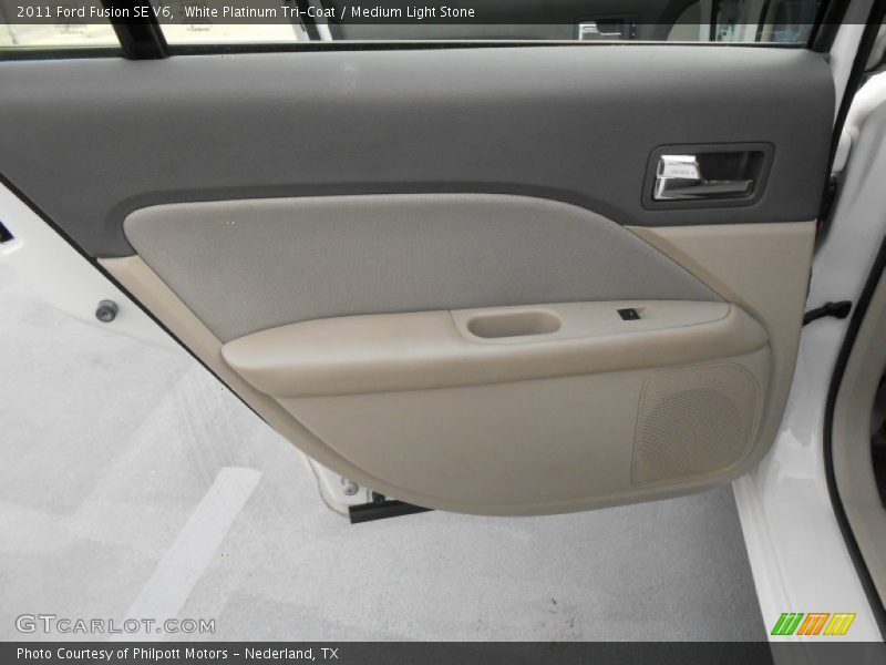 White Platinum Tri-Coat / Medium Light Stone 2011 Ford Fusion SE V6