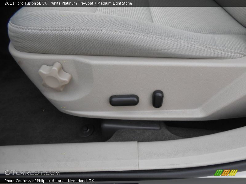 White Platinum Tri-Coat / Medium Light Stone 2011 Ford Fusion SE V6