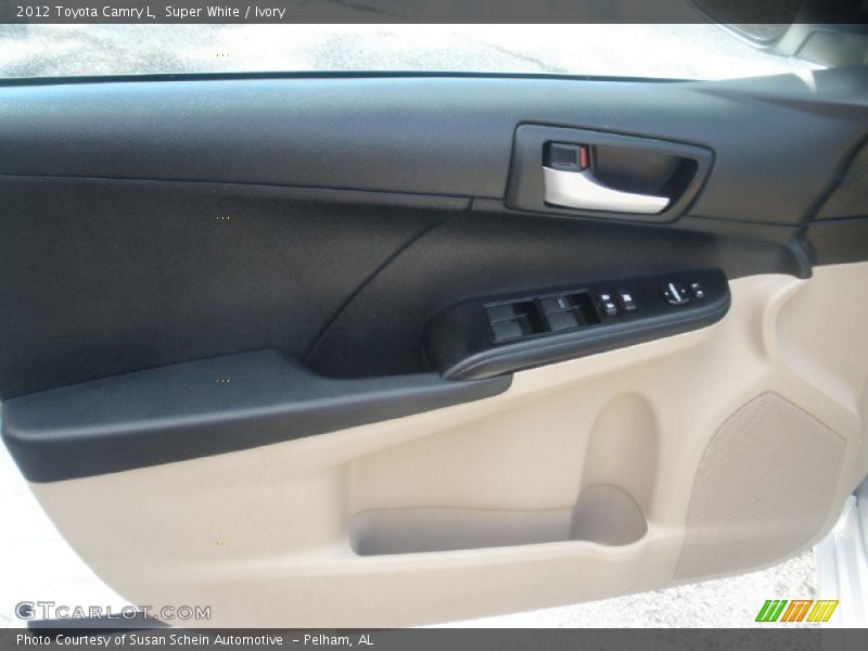 Super White / Ivory 2012 Toyota Camry L