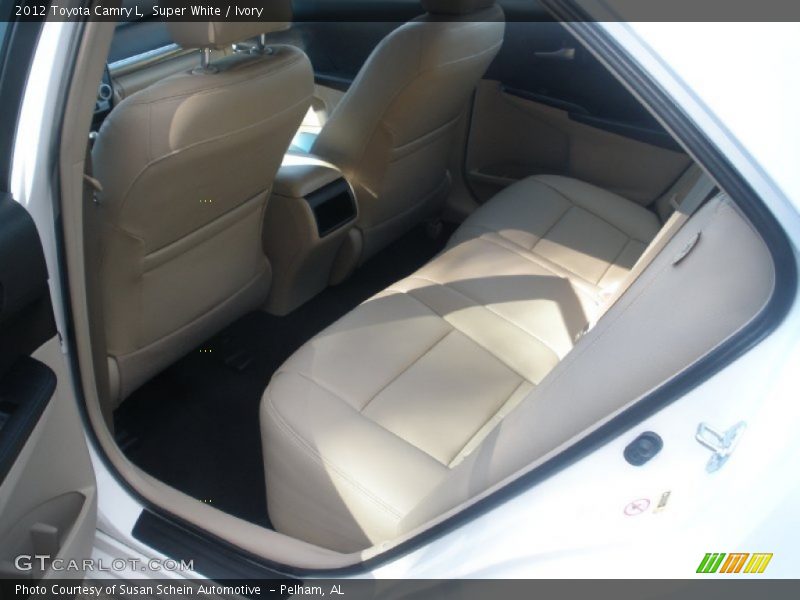 Super White / Ivory 2012 Toyota Camry L