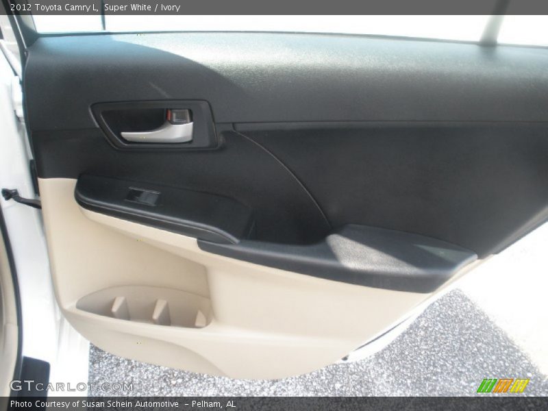 Super White / Ivory 2012 Toyota Camry L
