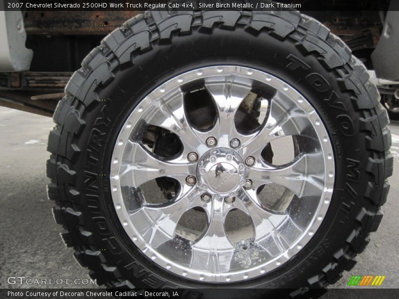 Custom Wheels of 2007 Silverado 2500HD Work Truck Regular Cab 4x4