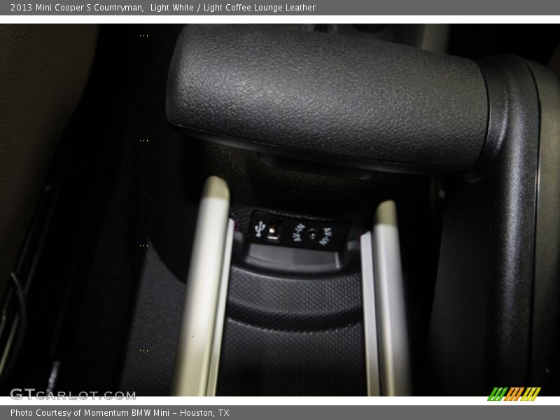 Light White / Light Coffee Lounge Leather 2013 Mini Cooper S Countryman