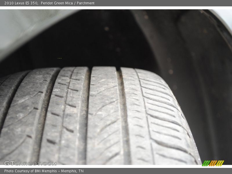 Peridot Green Mica / Parchment 2010 Lexus ES 350