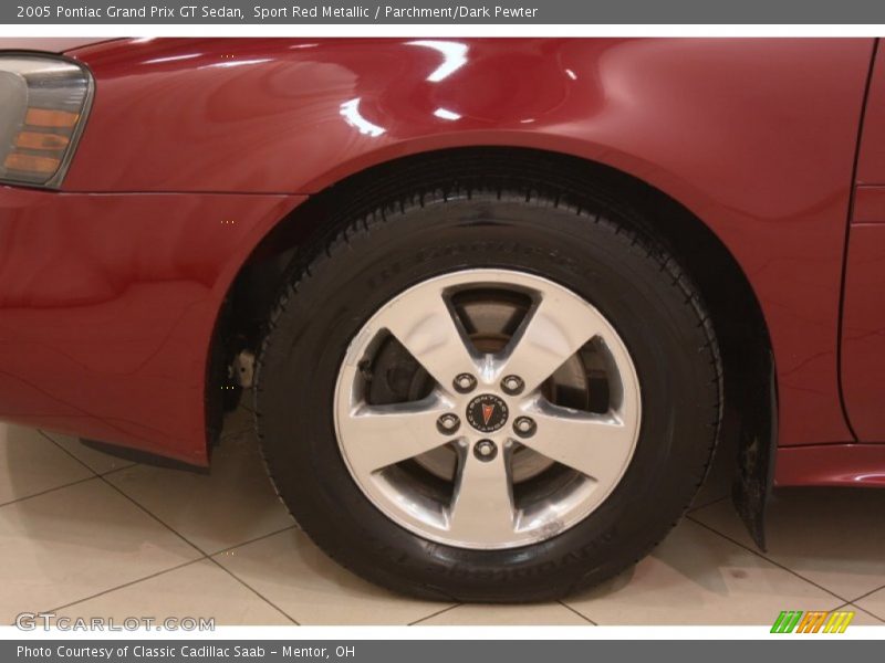  2005 Grand Prix GT Sedan Wheel