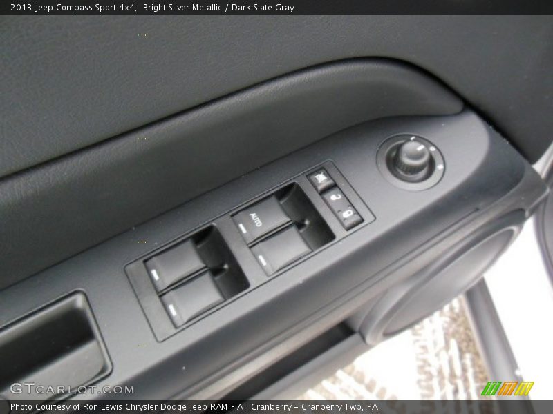 Bright Silver Metallic / Dark Slate Gray 2013 Jeep Compass Sport 4x4