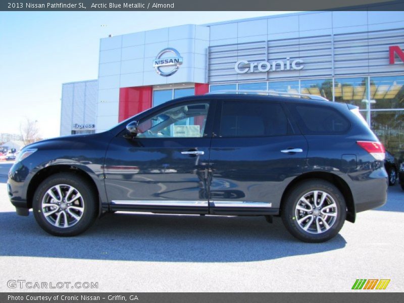 Arctic Blue Metallic / Almond 2013 Nissan Pathfinder SL