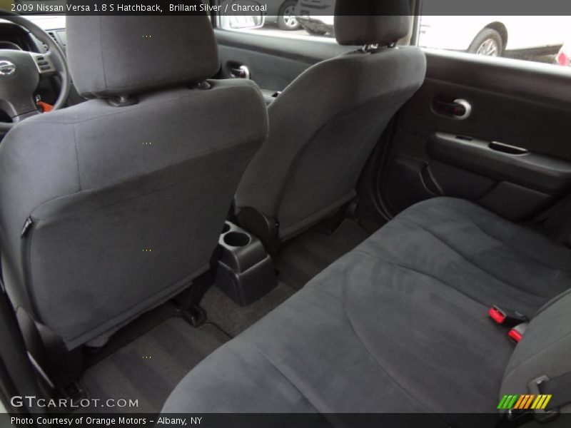 Brillant Silver / Charcoal 2009 Nissan Versa 1.8 S Hatchback