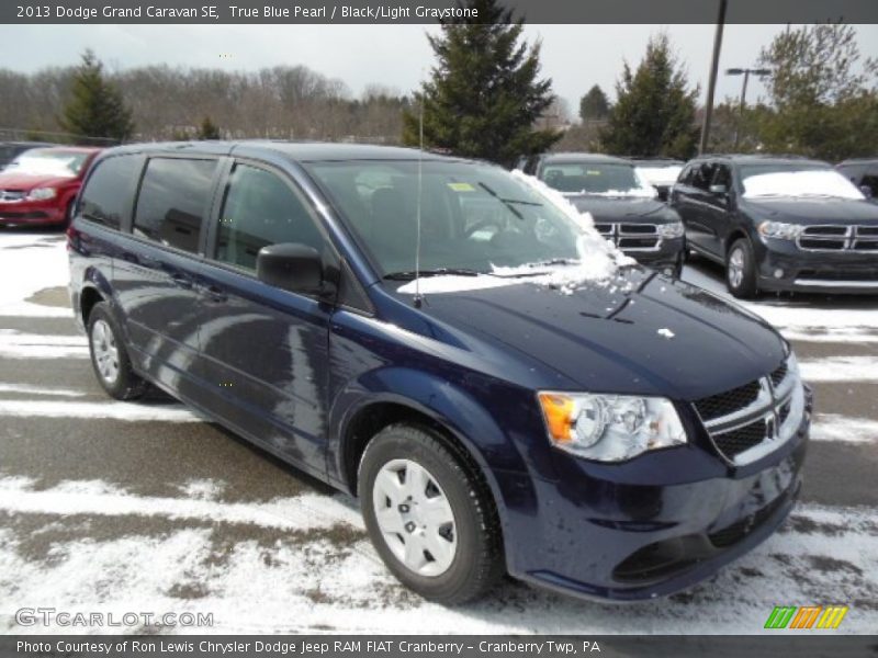 True Blue Pearl / Black/Light Graystone 2013 Dodge Grand Caravan SE