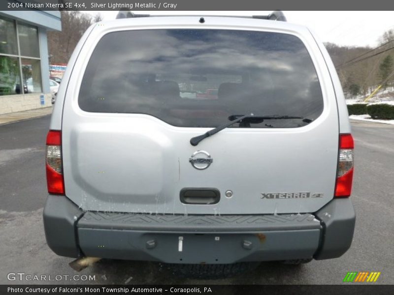 Silver Lightning Metallic / Gray 2004 Nissan Xterra SE 4x4