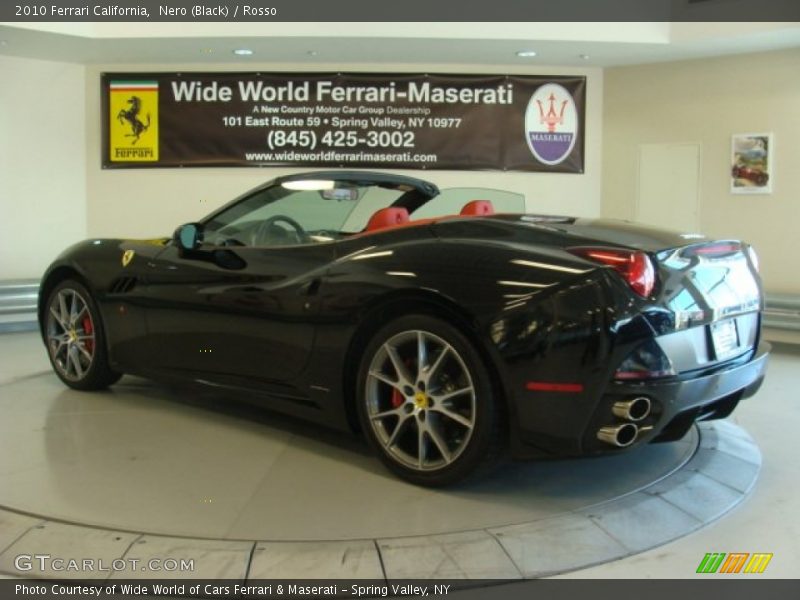 Nero (Black) / Rosso 2010 Ferrari California