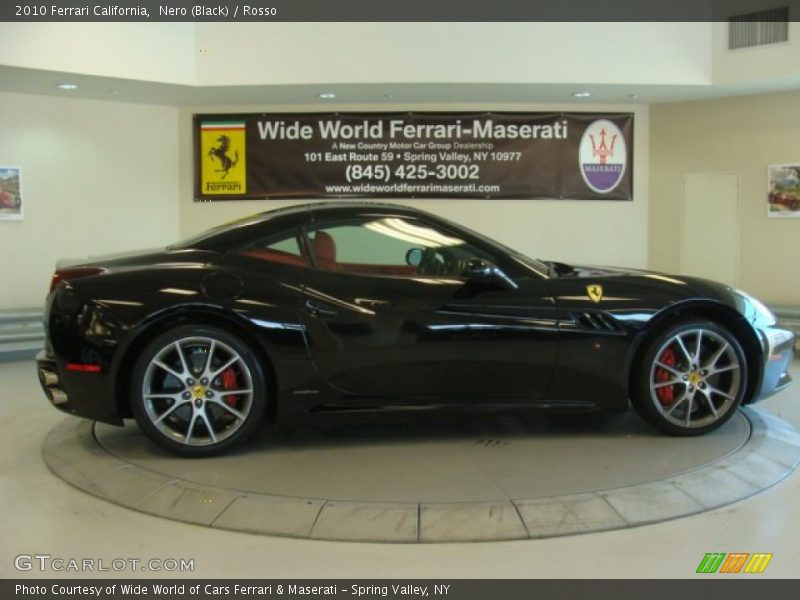 Nero (Black) / Rosso 2010 Ferrari California
