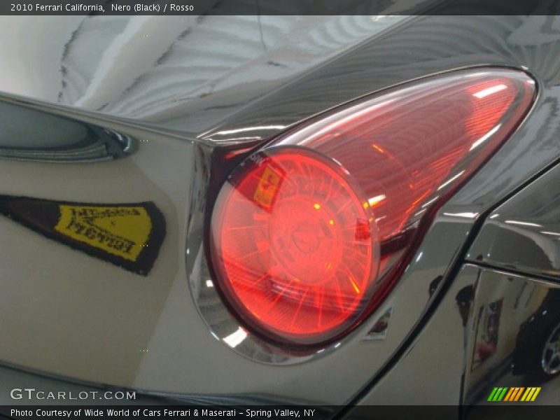 Nero (Black) / Rosso 2010 Ferrari California
