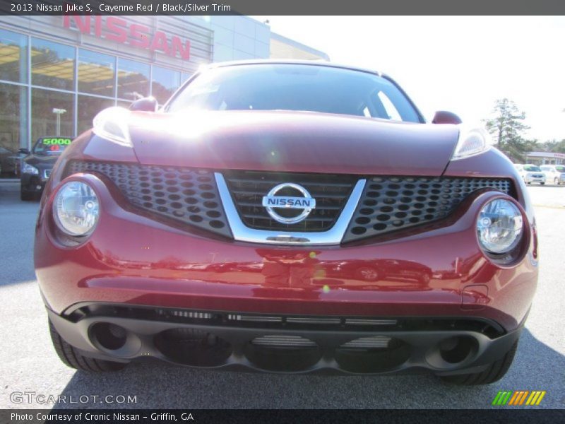 Cayenne Red / Black/Silver Trim 2013 Nissan Juke S