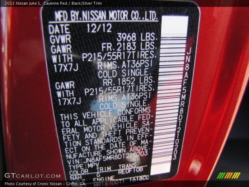 Cayenne Red / Black/Silver Trim 2013 Nissan Juke S