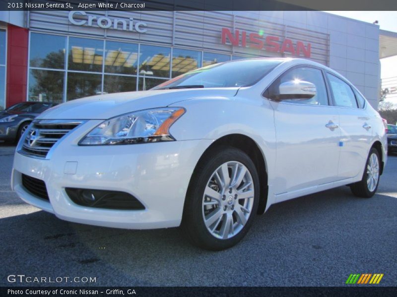 Aspen White / Charcoal 2013 Nissan Sentra SL