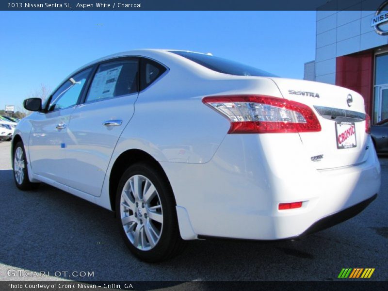 Aspen White / Charcoal 2013 Nissan Sentra SL