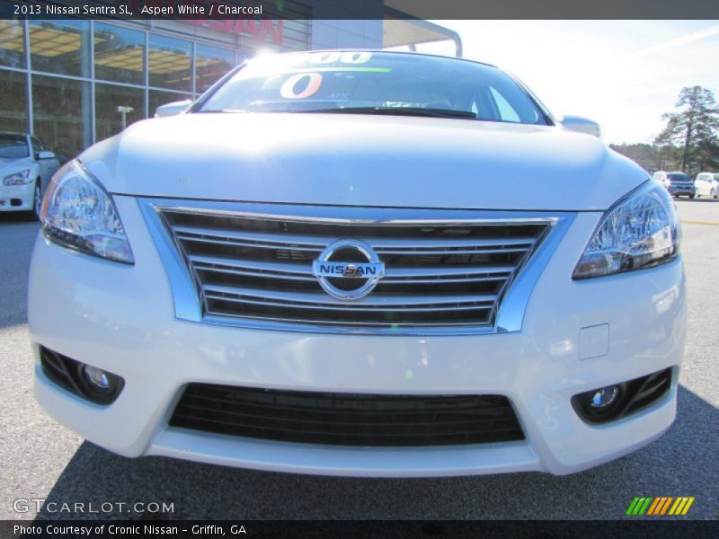 Aspen White / Charcoal 2013 Nissan Sentra SL