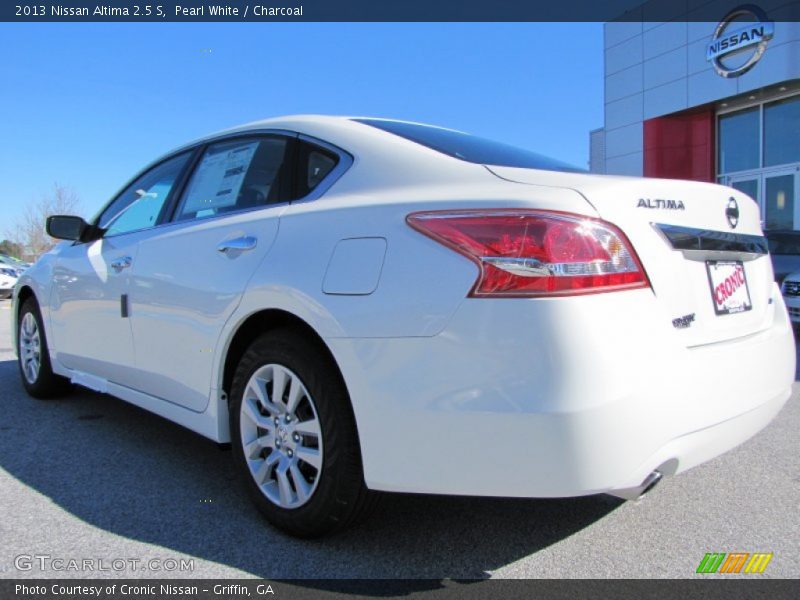 Pearl White / Charcoal 2013 Nissan Altima 2.5 S