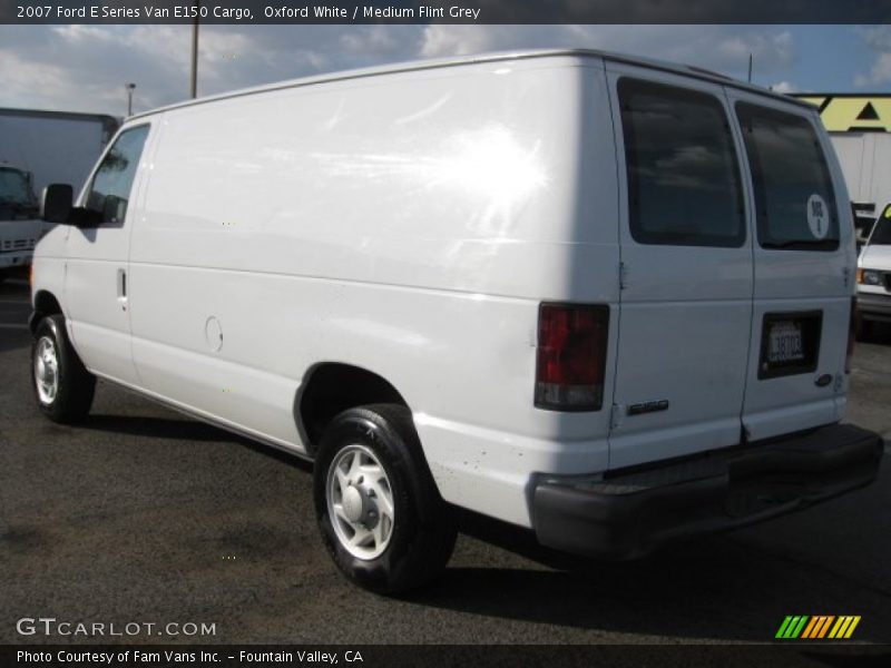 Oxford White / Medium Flint Grey 2007 Ford E Series Van E150 Cargo