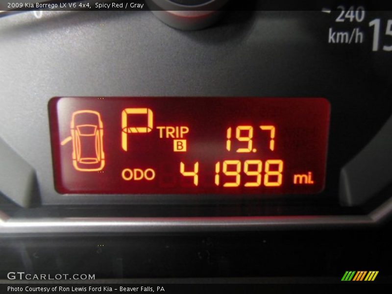 Spicy Red / Gray 2009 Kia Borrego LX V6 4x4