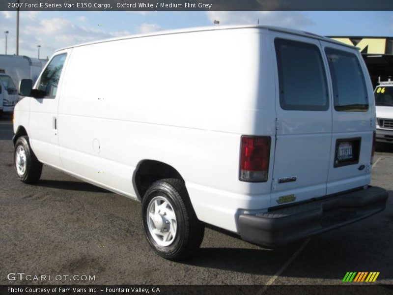 Oxford White / Medium Flint Grey 2007 Ford E Series Van E150 Cargo