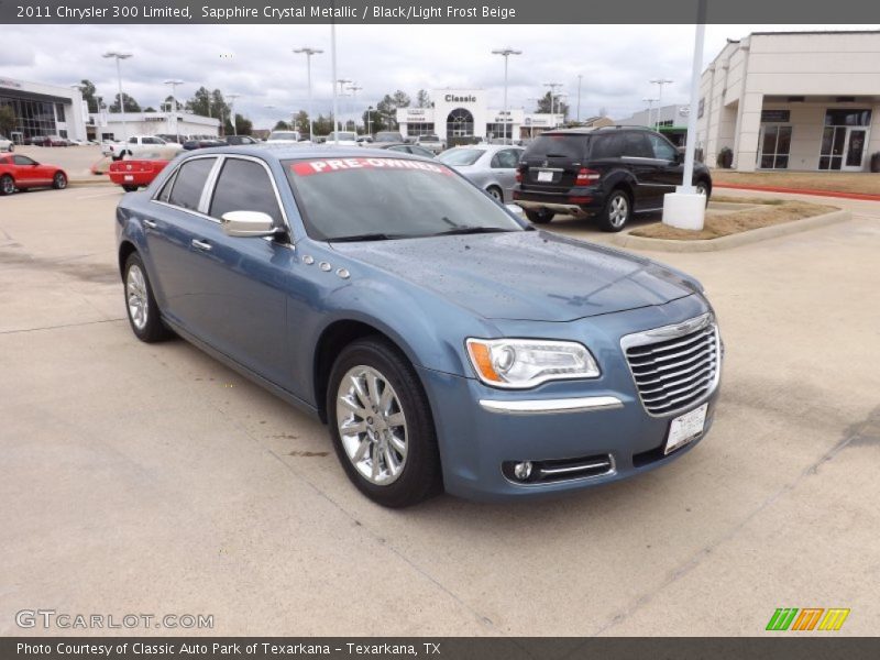Sapphire Crystal Metallic / Black/Light Frost Beige 2011 Chrysler 300 Limited