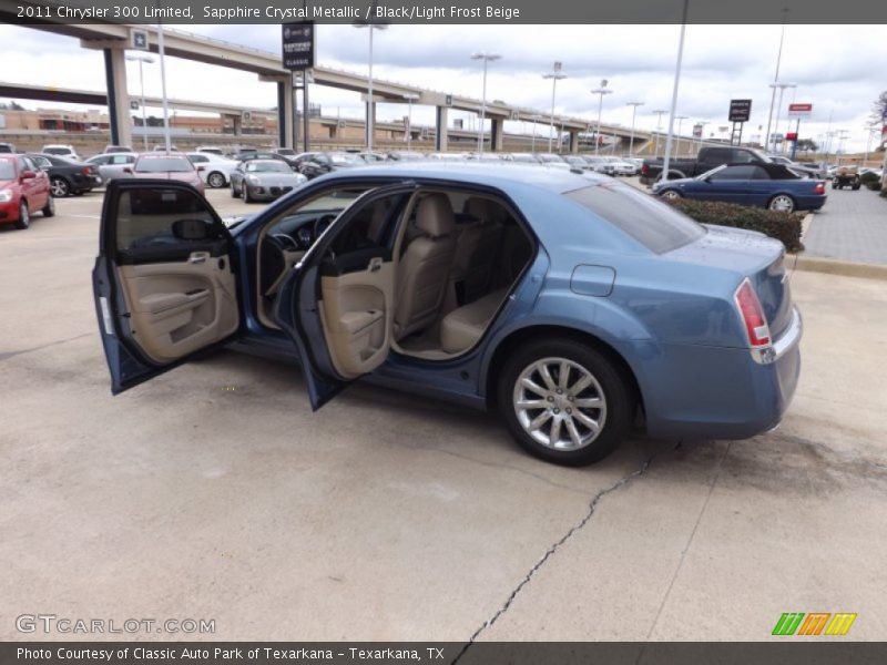 Sapphire Crystal Metallic / Black/Light Frost Beige 2011 Chrysler 300 Limited
