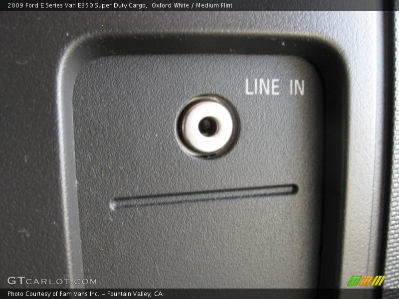 Oxford White / Medium Flint 2009 Ford E Series Van E350 Super Duty Cargo